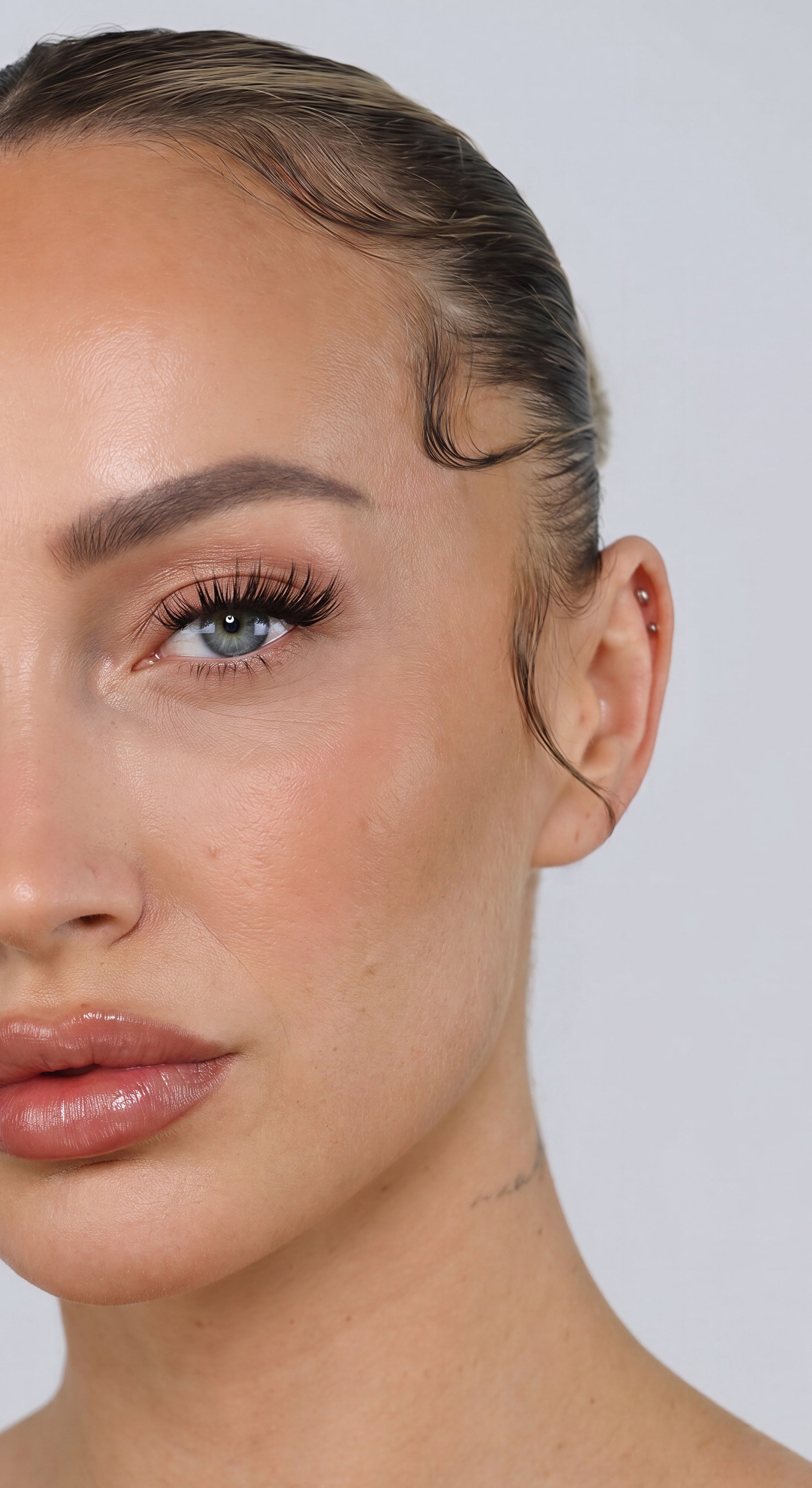 Glamouröser Wimpernlook mit MINX GLAM